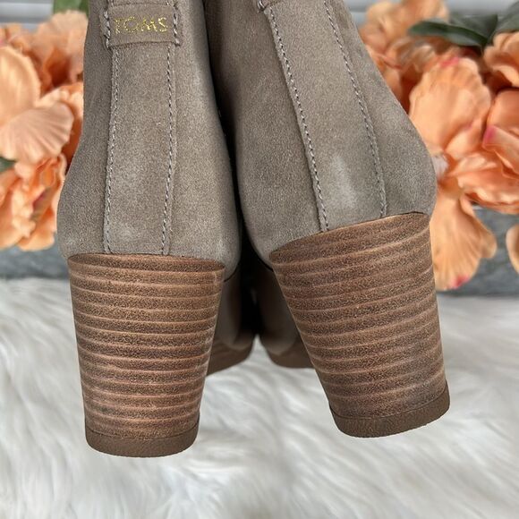 TOMS Women's Kelsey Wedge Bootie Tan Wedge Bootie Size 11 - Picture 5 of 9
